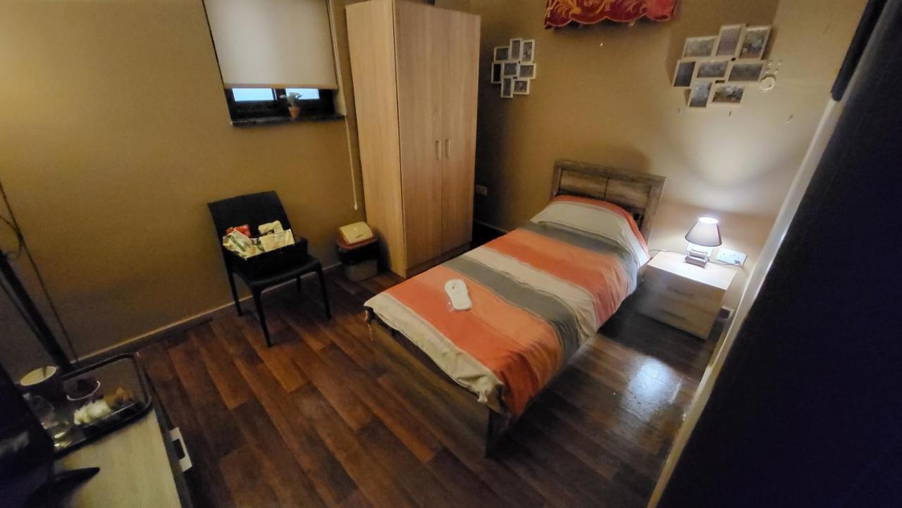Lotus Guest House Malta Gzira Екстер'єр фото