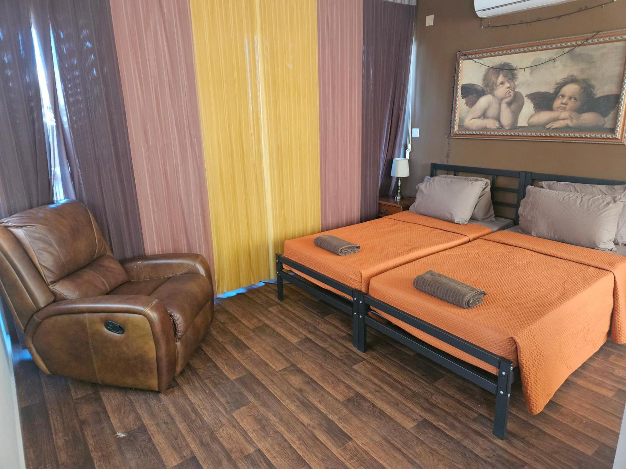 Lotus Guest House Malta Gzira Екстер'єр фото